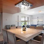 Villa Sweet